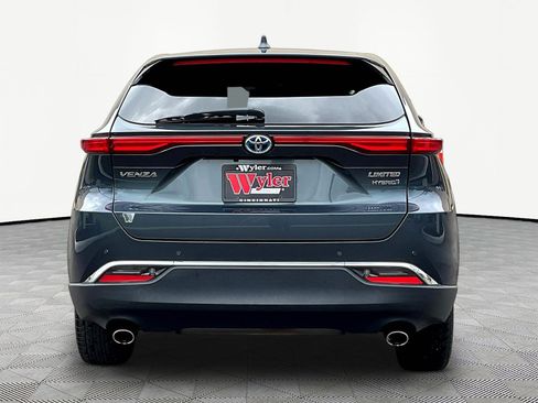 Used 2021 Toyota Venza Limited w/ Advanced Technology Package AWD/4WD image 5
