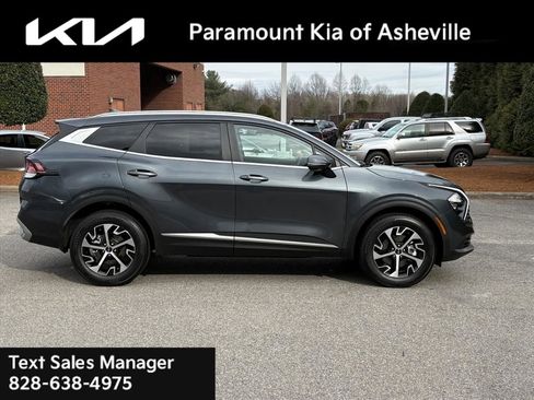 Used 2023 Kia Sportage EX image 6