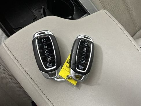 Used 2022 Hyundai Palisade Limited AWD/4WD image 21