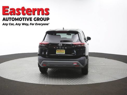 Used 2023 Nissan Rogue S AWD/4WD image 38