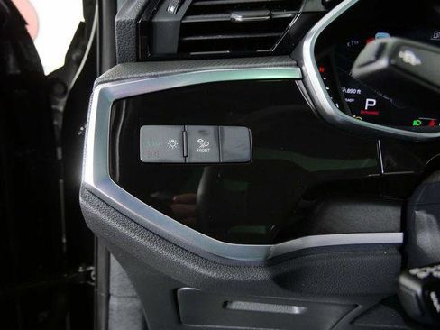 Used 2025 Audi Q3 2.0T Premium Plus w/ Premium Plus Package image 25