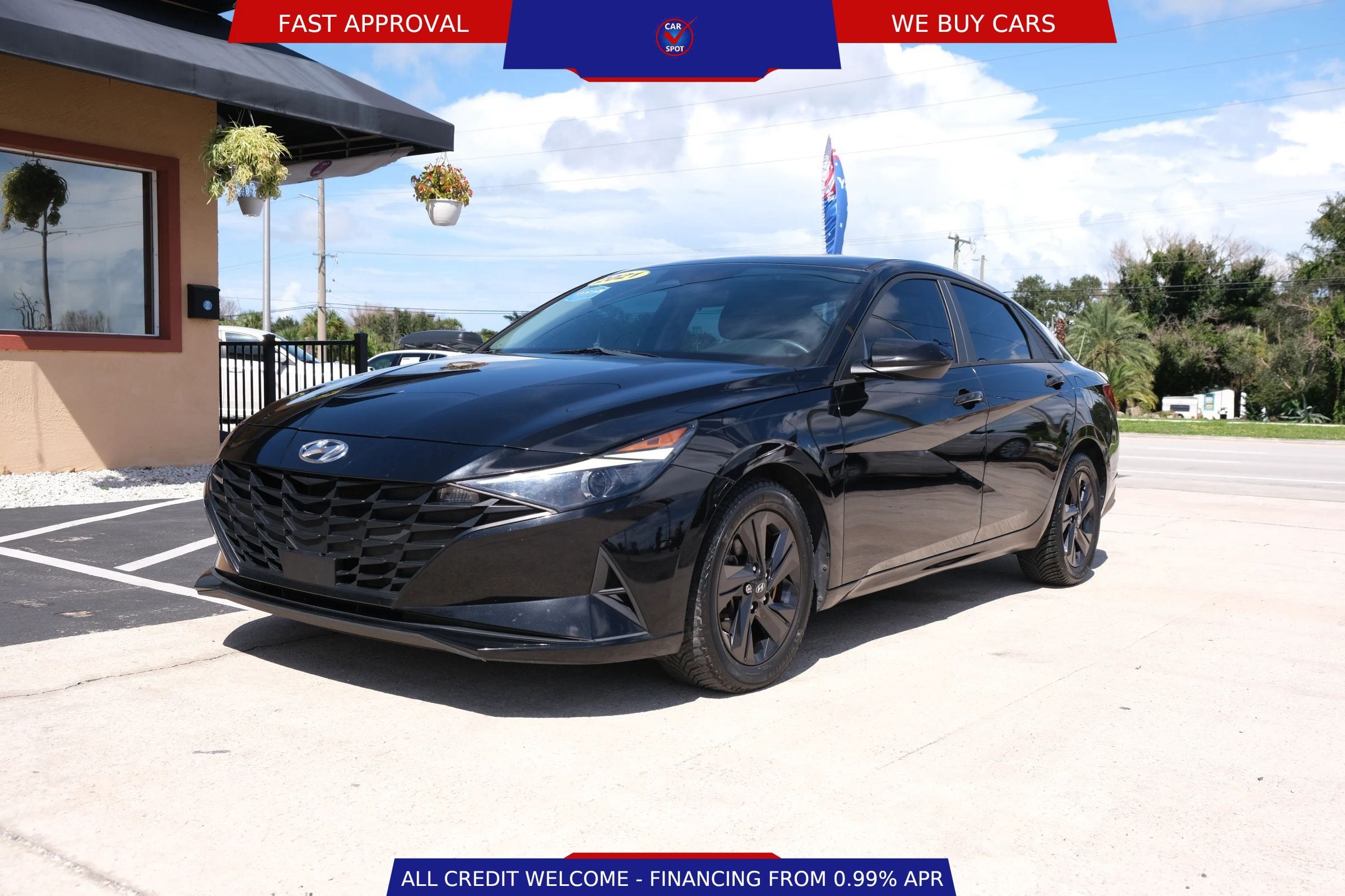 Used 2021 Hyundai Elantra SEL w/ Convenience Package FWD image 1