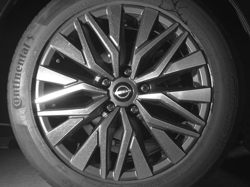 Used 2025 Nissan Altima 2.5 SV FWD image 15