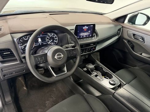 Used 2023 Nissan Rogue S image 12