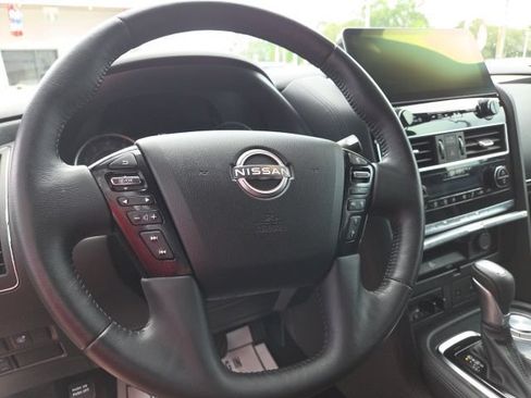 Used 2024 Nissan Armada SL w/ Midnight Edition Package RWD image 17