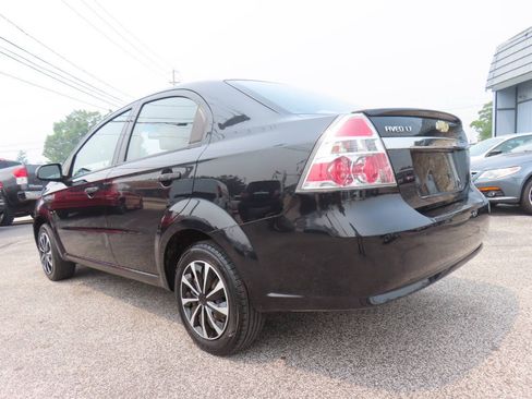 Used 2011 Chevrolet Aveo LT w/ Power and Convenience Package FWD image 27