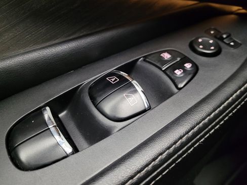 Used 2018 Nissan Murano SL w/ Midnight Edition Package image 27