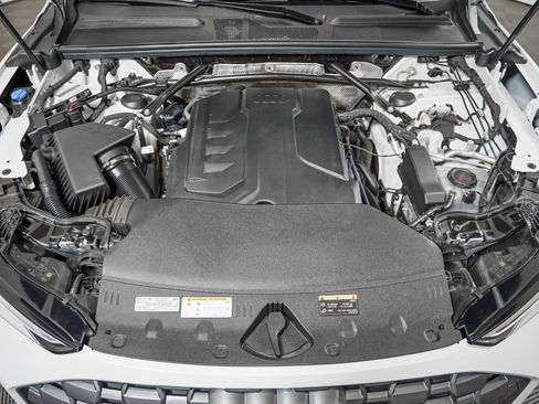 Used 2025 Audi Q5 Premium AWD/4WD image 4