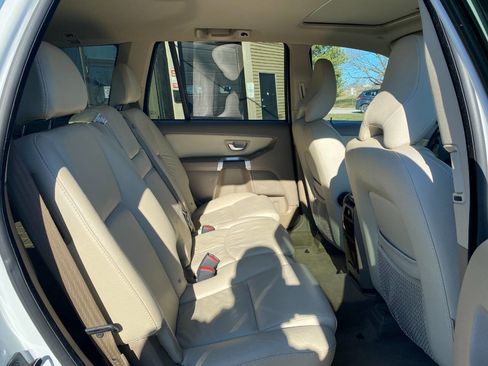 Used 2014 Volvo XC90 3.2 image 31