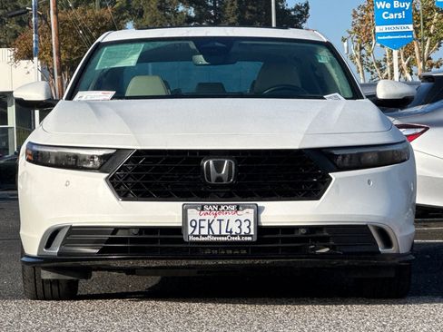 Certified 2023 Honda Accord Touring image 5