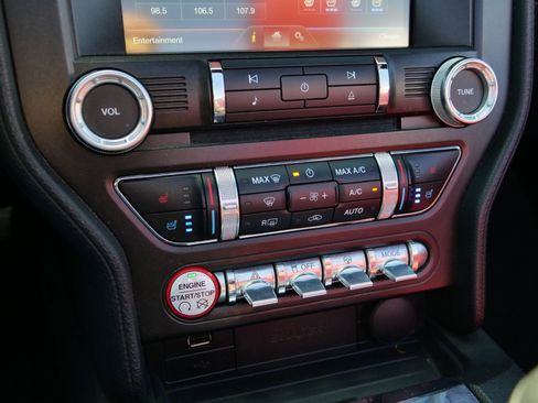 Used 2015 Ford Mustang GT Premium w/ Equipment Group 401A image 20