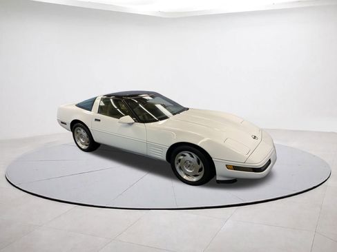 Used 1994 Chevrolet Corvette image 7
