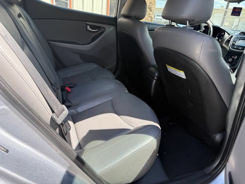 Used 2015 Hyundai Elantra Limited FWD image 15