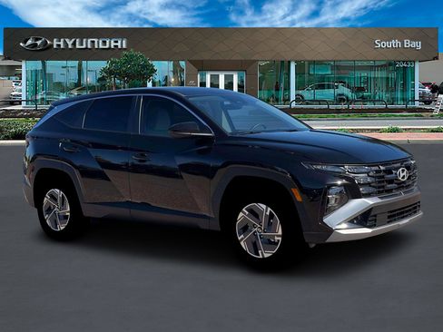 New 2026 Hyundai Tucson Blue SE image 10