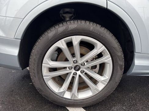 Used 2025 Audi Q7 3.0T Premium Plus image 40