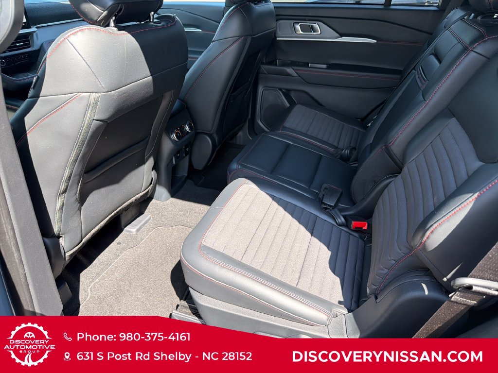 Used 2025 Ford Explorer ST-Line w/ Premium Package AWD/4WD image 30