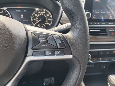 Certified 2023 Nissan Altima 2.5 SV image 18