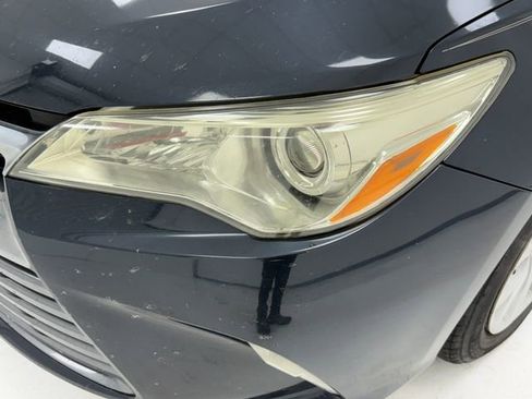 Used 2015 Toyota Camry LE FWD image 6
