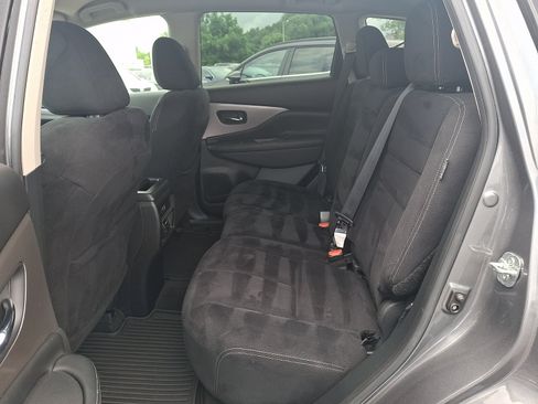 Used 2022 Nissan Murano S AWD/4WD image 10