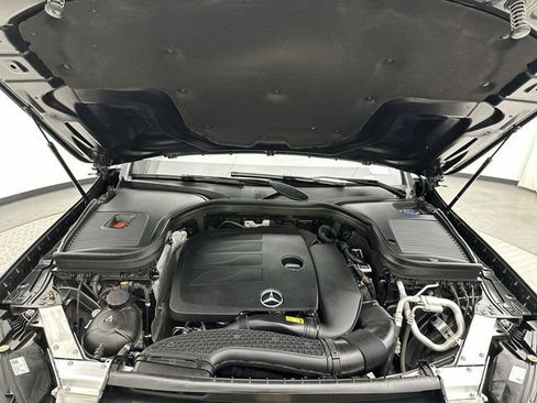 Used 2021 Mercedes-Benz GLC 300 4MATIC image 26