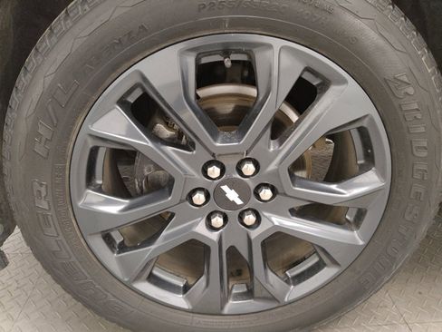 Used 2019 Chevrolet Traverse RS FWD image 31