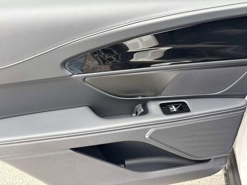 New 2026 Lincoln Nautilus Premier w/ Jet Appearance Package AWD/4WD image 19