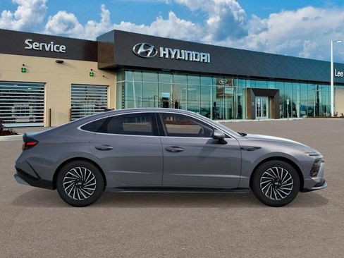 New 2026 Hyundai Sonata Limited image 7