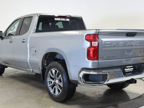 Used 2025 Chevrolet Silverado 1500 LT AWD/4WD image 12