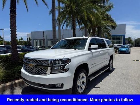 Used 2019 Chevrolet Suburban LT w/ LT Signature Package AWD/4WD image 1
