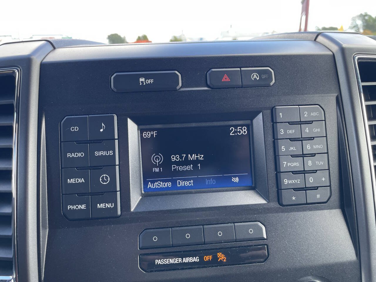 Used 2016 Ford F150 XLT w/ Equipment Group 301A Mid AWD/4WD image 23
