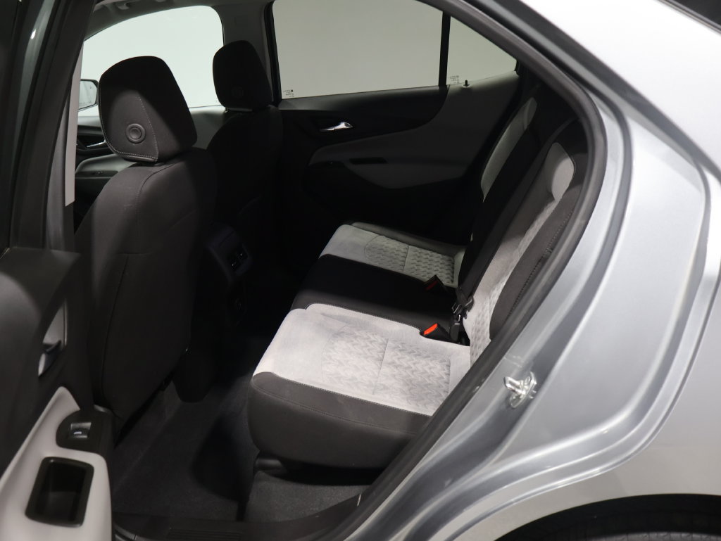 Used 2024 Chevrolet Equinox LT w/ Driver Convenience Package AWD/4WD image 17