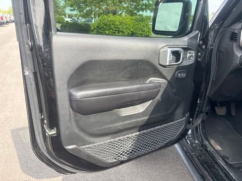 Used 2020 Jeep Gladiator Sport w/ Quick Order Package 24S AWD/4WD image 8