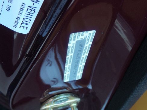 Used 1995 MAZDA MX-5 Miata image 36