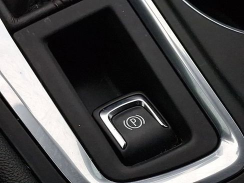 Used 2020 Chevrolet Equinox LT image 24