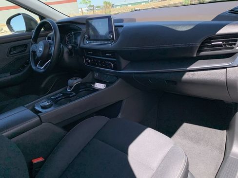 Used 2023 Nissan Rogue S AWD/4WD image 28