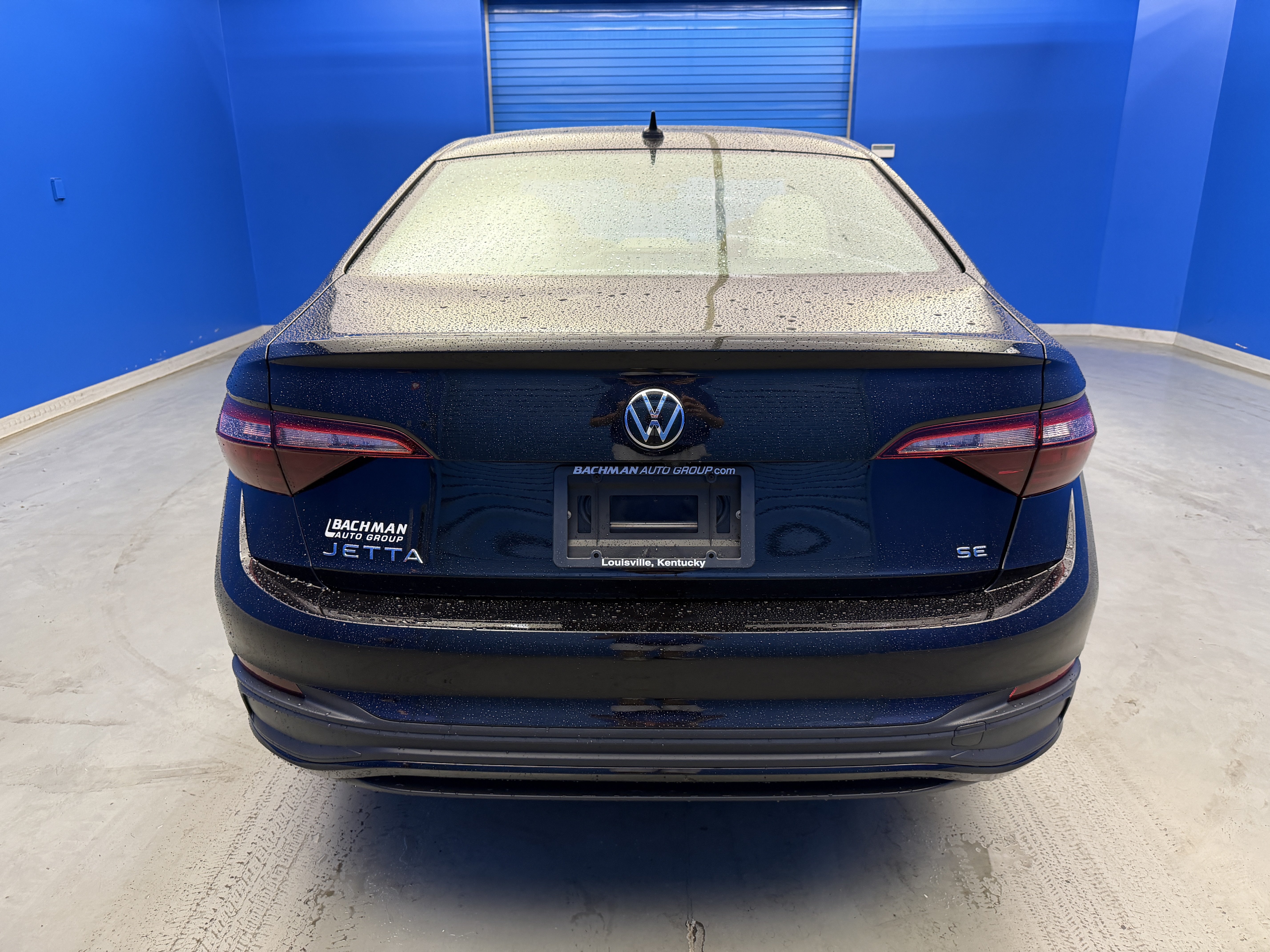 Used 2024 Volkswagen Jetta SE FWD image 6