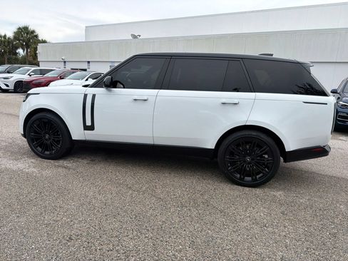 Used 2025 Land Rover Range Rover Long Wheelbase SE AWD/4WD image 8