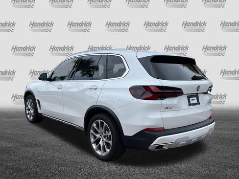 Certified 2024 BMW X5 xDrive40i w/ Premium Package AWD/4WD image 8
