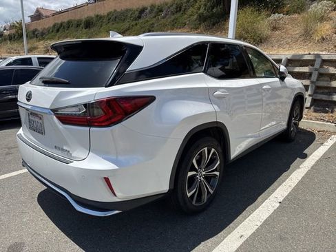 Used 2020 Lexus RX 350L FWD w/ Premium Package image 3