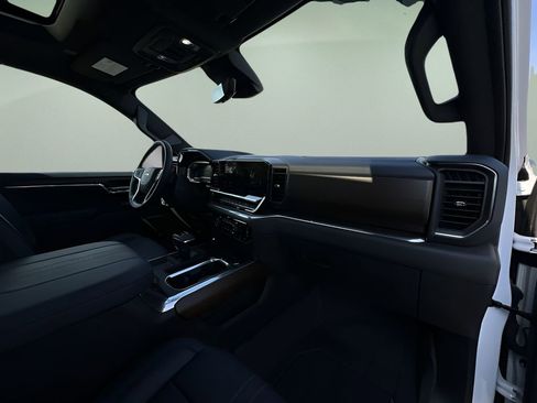 Certified 2024 Chevrolet Silverado 1500 High Country w/ High Country Premium Package image 30