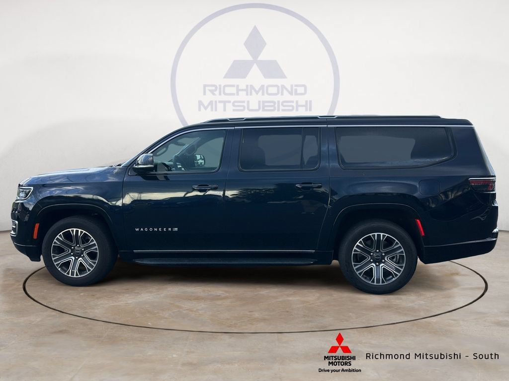 Used 2025 Jeep Wagoneer L Series II w/ 8-pass Seating Package AWD/4WD image 6