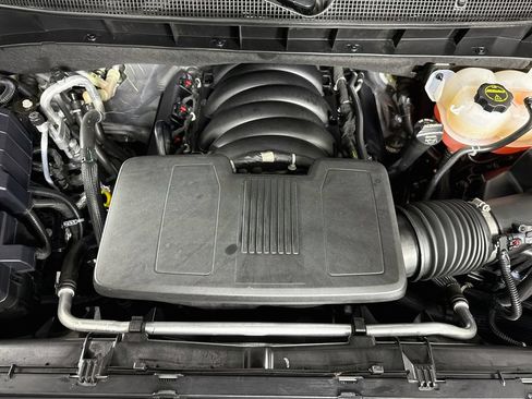 Used 2025 Chevrolet Suburban RST w/ Comfort Package AWD/4WD image 38