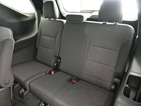 New 2026 Chevrolet Traverse LT w/ LPO, Floor Liner Package FWD image 21