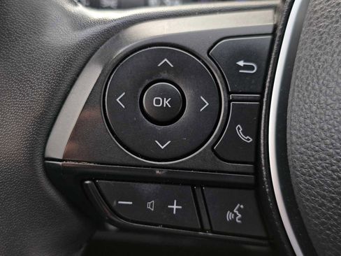 Used 2023 Toyota RAV4 XLE Premium image 36