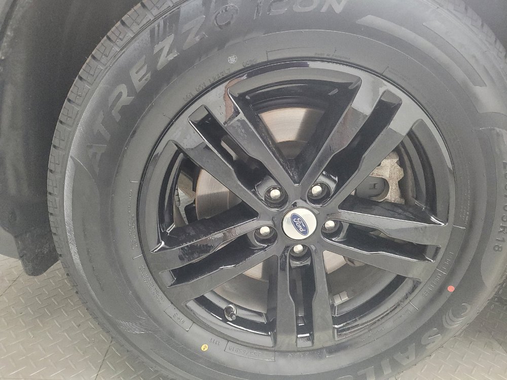 Used 2022 Ford Explorer XLT AWD/4WD image 31