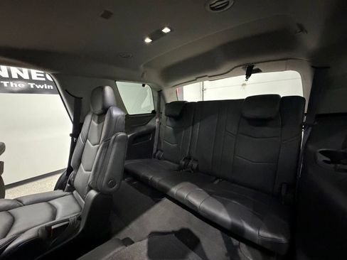 Used 2016 Cadillac Escalade Premium AWD/4WD image 36
