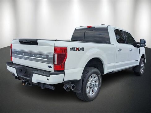 Used 2022 Ford F350 Platinum image 4