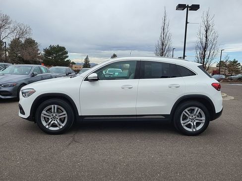 Certified 2022 Mercedes-Benz GLA 250 4MATIC image 4