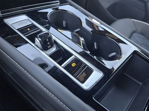 New 2026 Volkswagen Atlas Cross Sport SEL Premium R-Line image 17