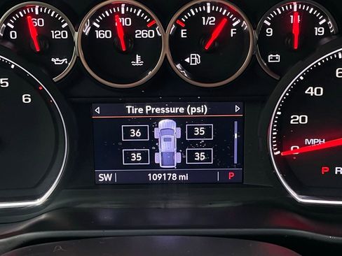 Used 2019 Chevrolet Silverado 1500 LT w/ Texas Edition image 16